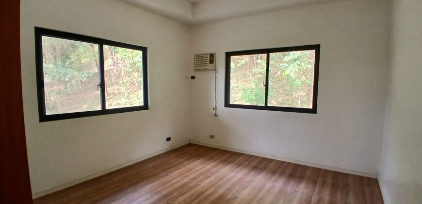 5 Bedroom House & Lot in Sun Valley Estates, Antipolo City, Rizal