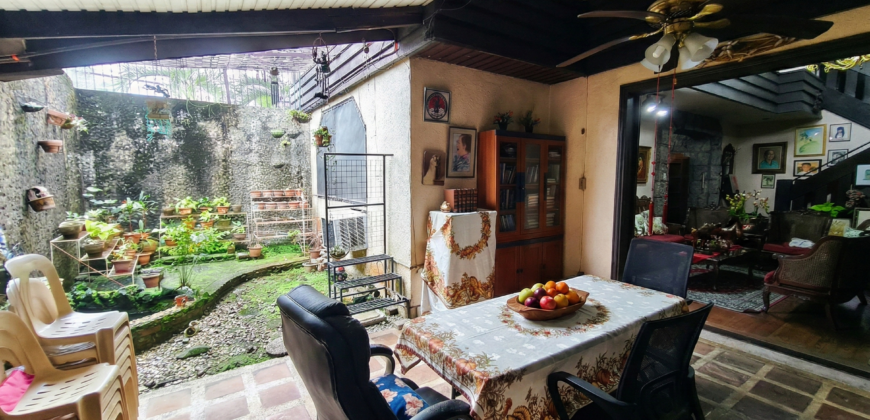 4BR House and Lot in Barangay Kapitolyo, Pasig City