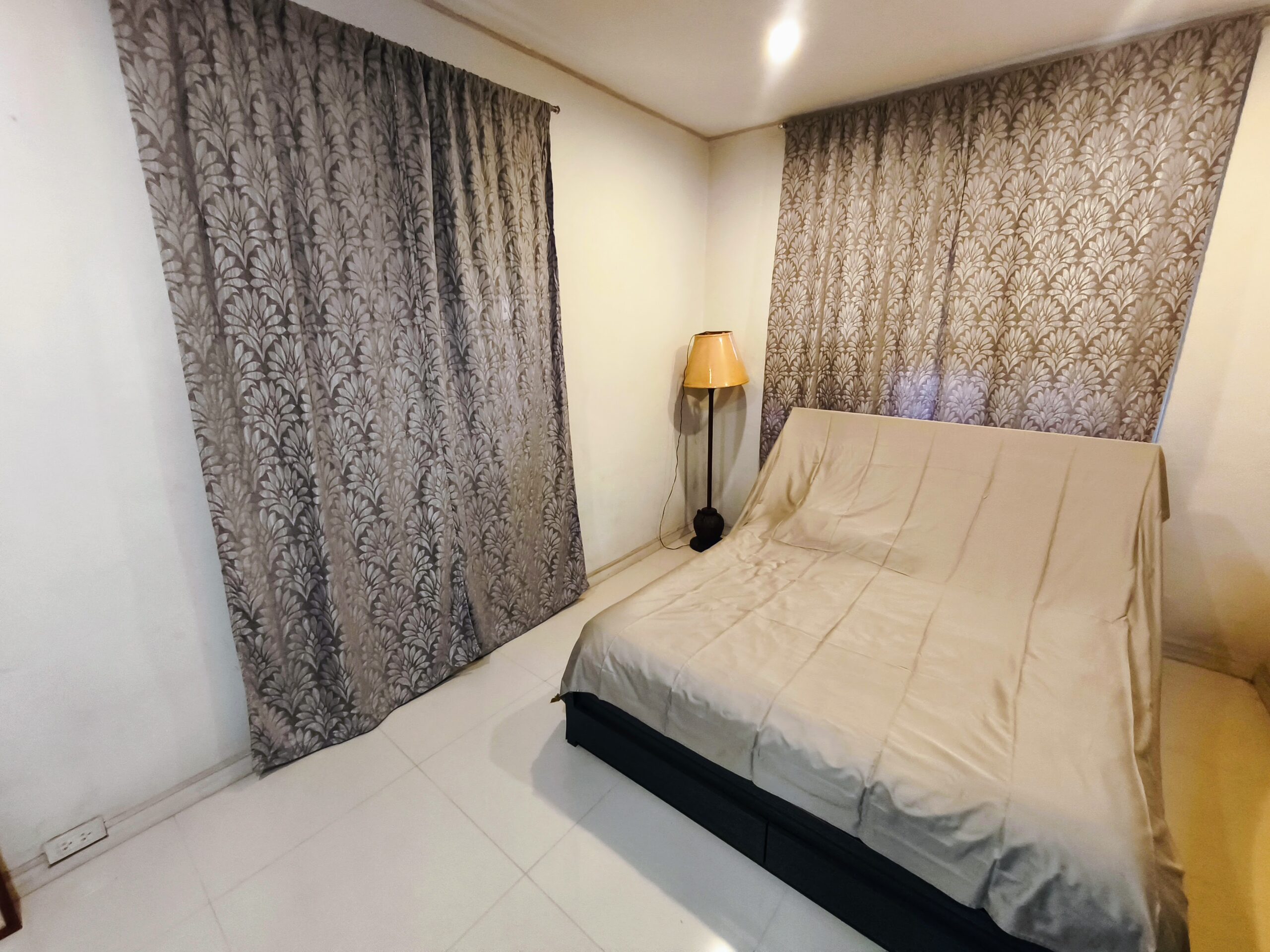4BR House and Lot in Project 6, Quezon City