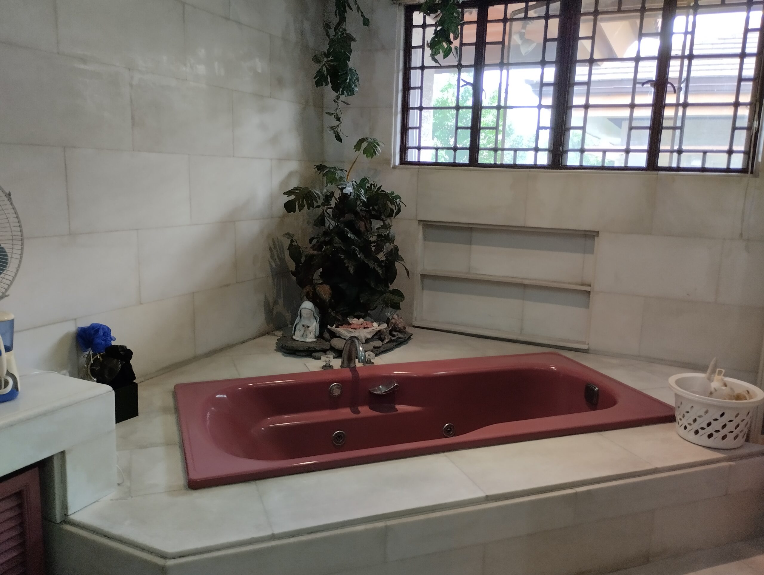 1,378 sqm Luxury Home in Xavierville, Quezon City