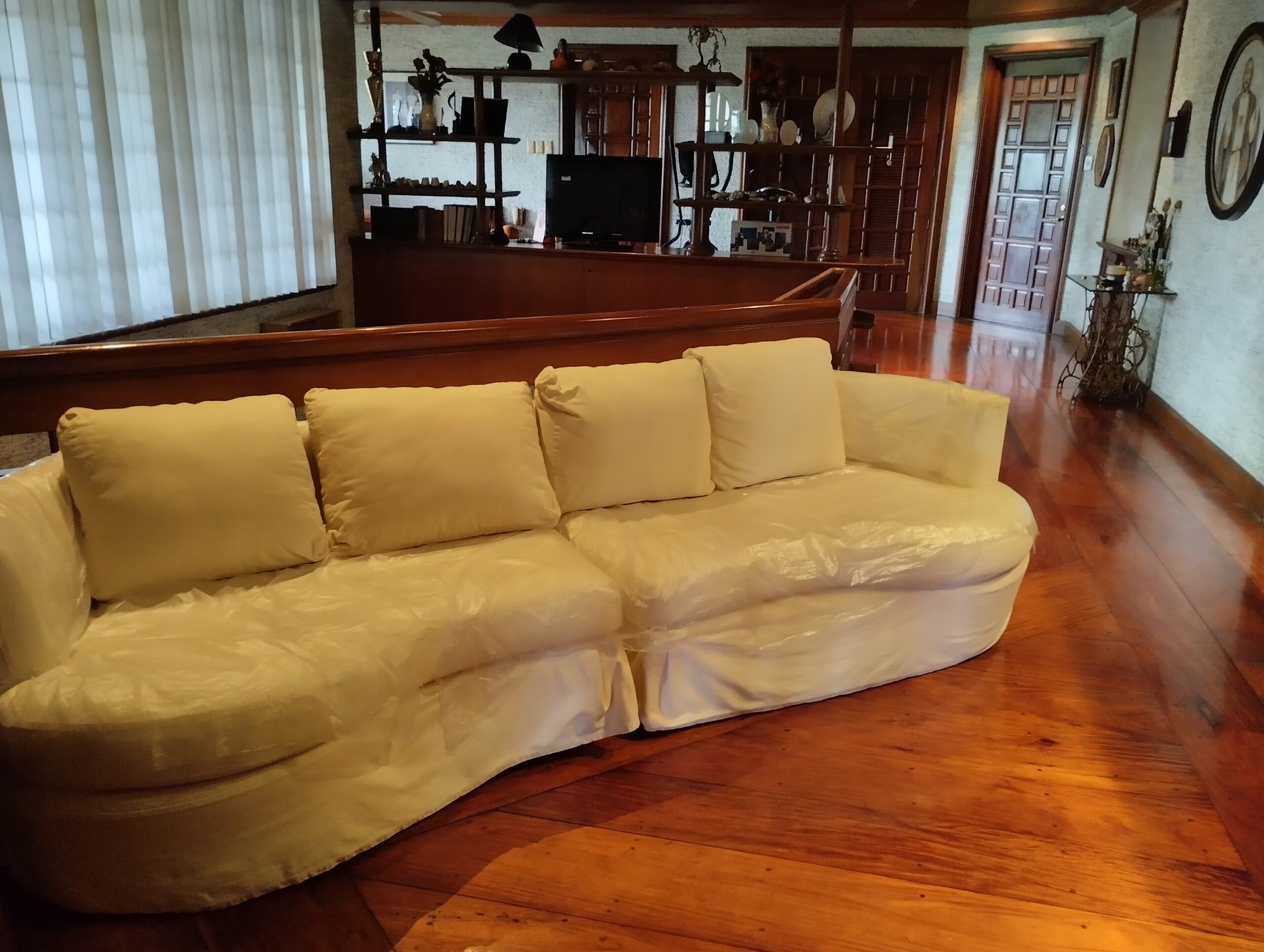 1,378 sqm Luxury Home in Xavierville, Quezon City