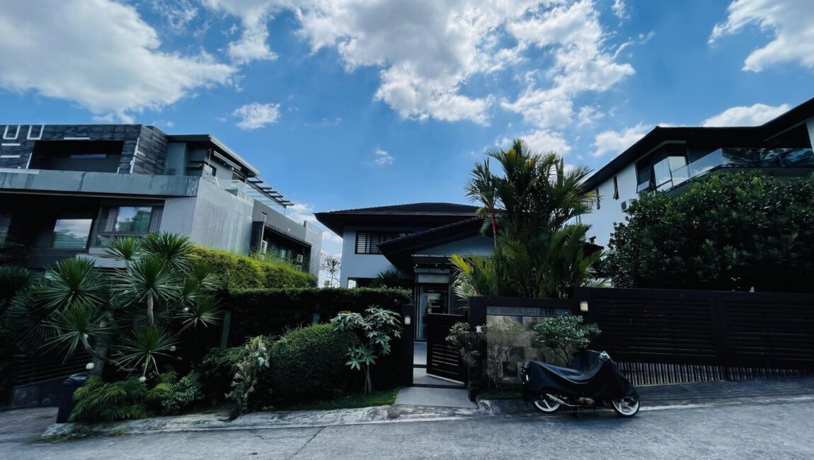 400sqm House and Lot in LGV, near Lavista and Loyola Acropolis, Quezon City