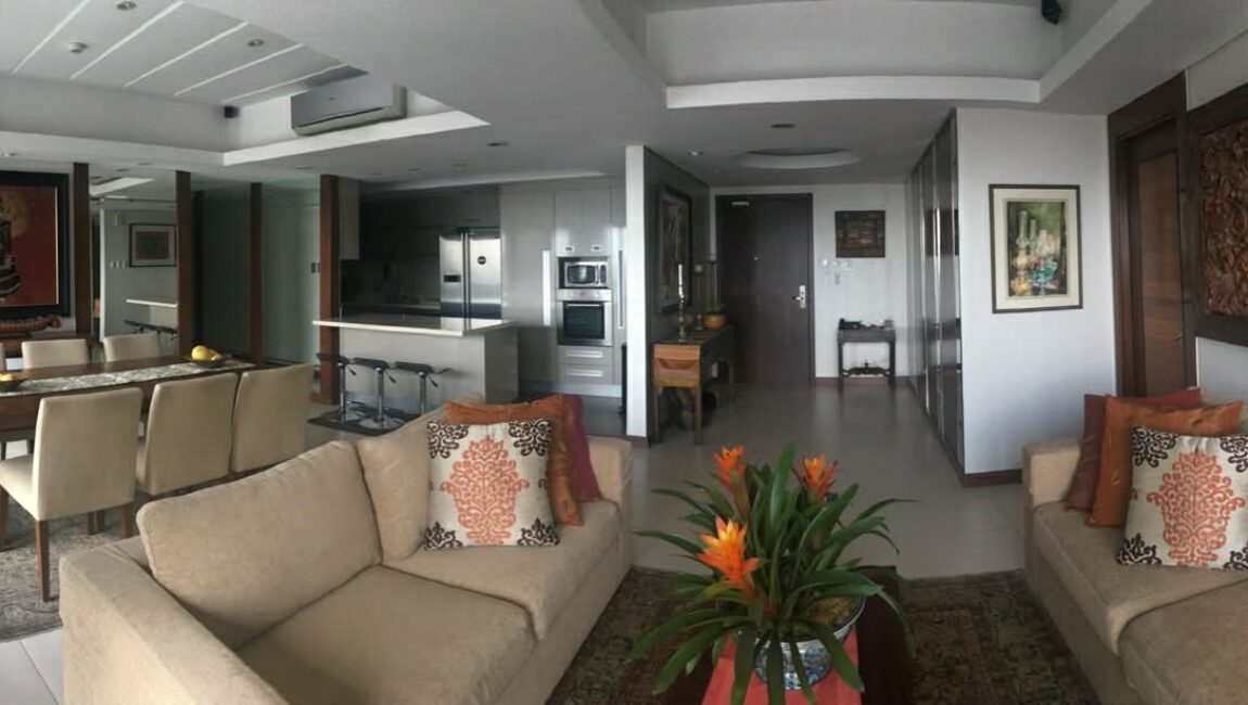 3BR Fully Furnished unit with 2 Parking Slots in St. Francis Shangri-La Place, Mandaluyong City