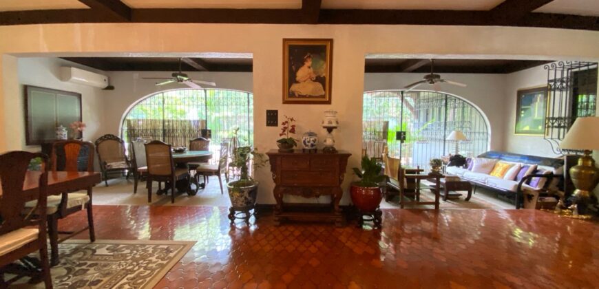 4BR Old House and Lot in Victoria Valley, Antipolo City