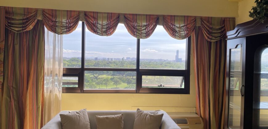 1BR Unit with Parking in Icon Residences, Bonifacio Global City, Taguig City