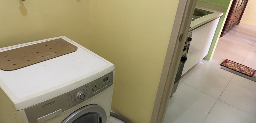 1BR Unit with Parking in Icon Residences, Bonifacio Global City, Taguig City