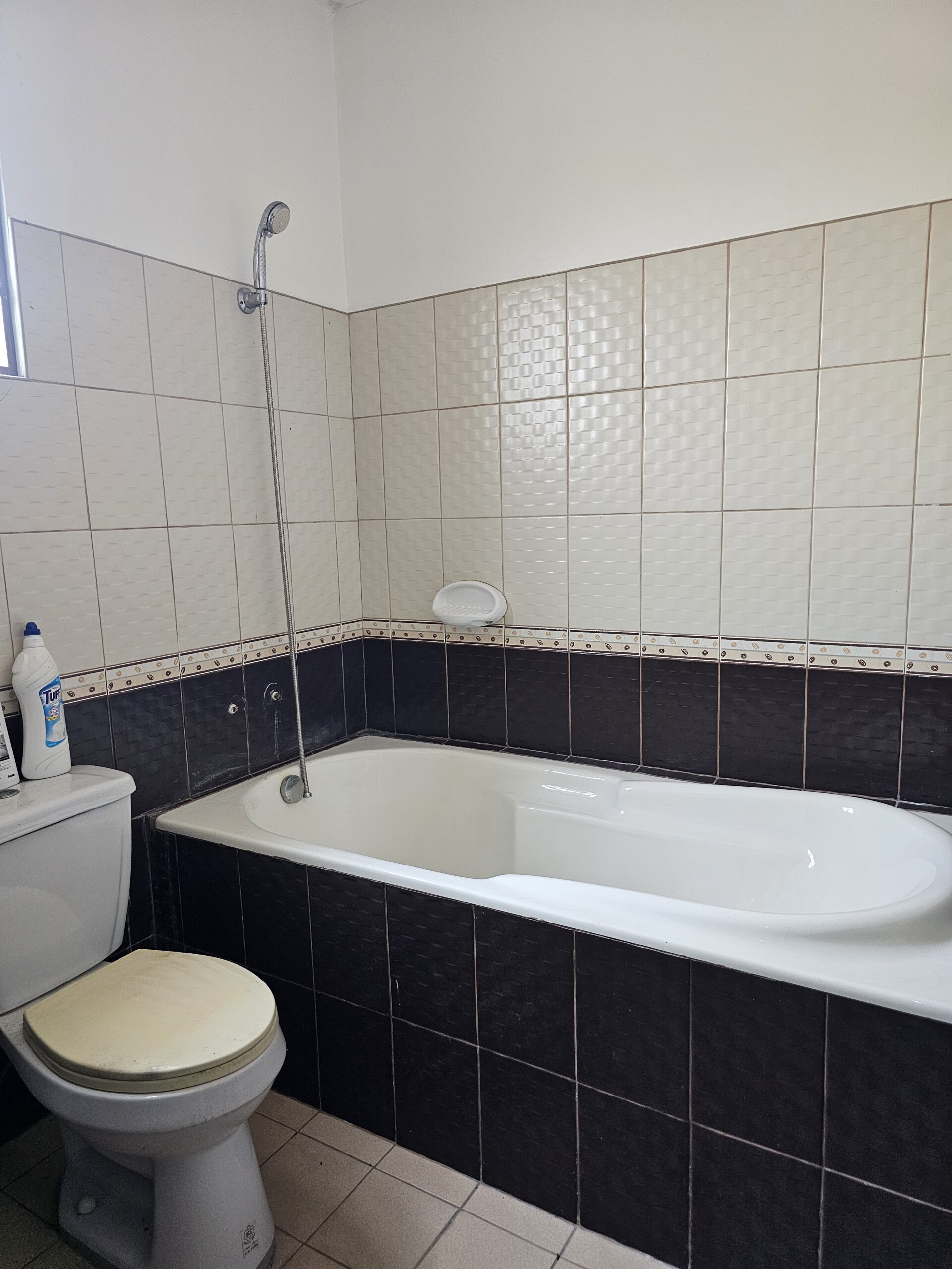 4-BR House and Lot in Casabuena, Pulilan, Bulacan