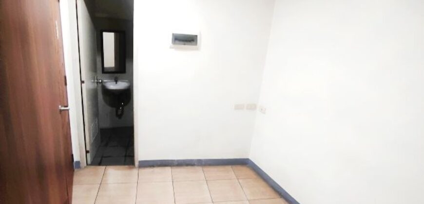 Ready-to-Operate 33-Room Building Near Recto & Quiapo Ubelt Manila