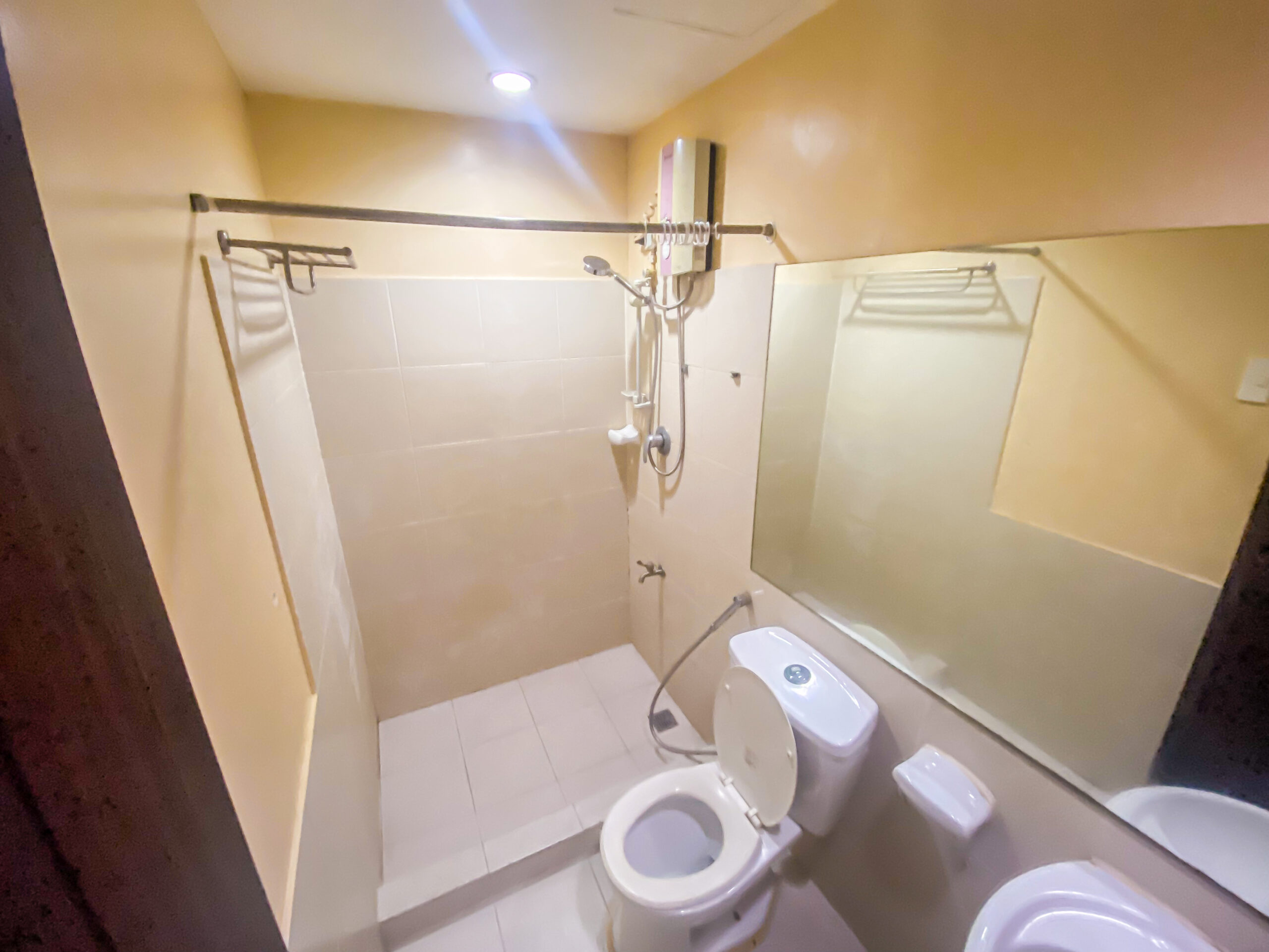 1BR Condominium unit at Makati Avenue / Poblacion, Makati City | The A. Venue Residences