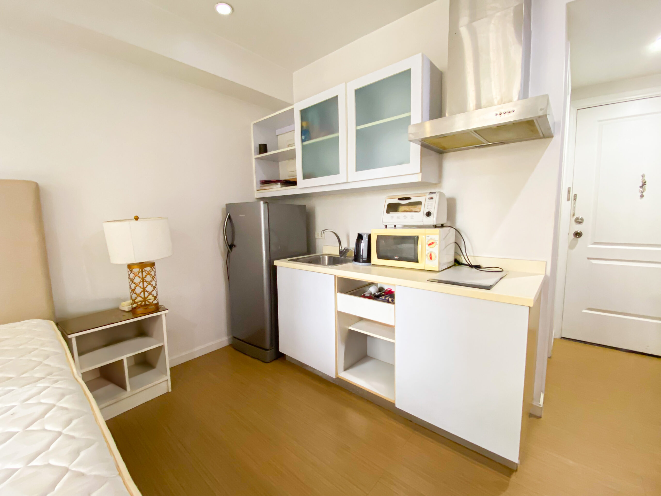 Studio Unit at H.V. de la Costa St., Salcedo Village, Makati City | The Grand Soho Makati