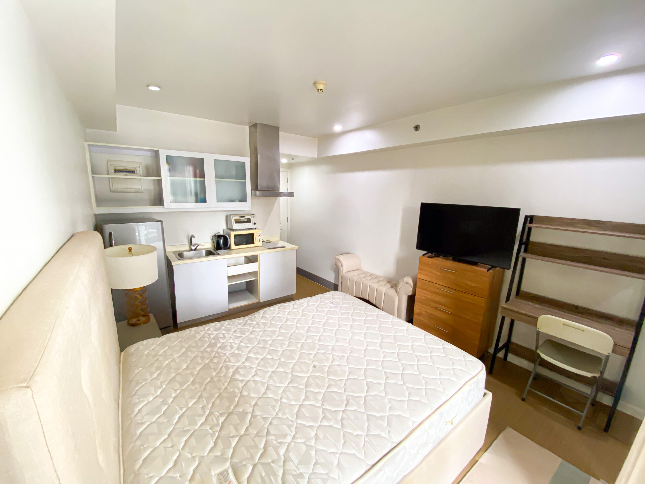 Studio Unit at H.V. de la Costa St., Salcedo Village, Makati City | The Grand Soho Makati
