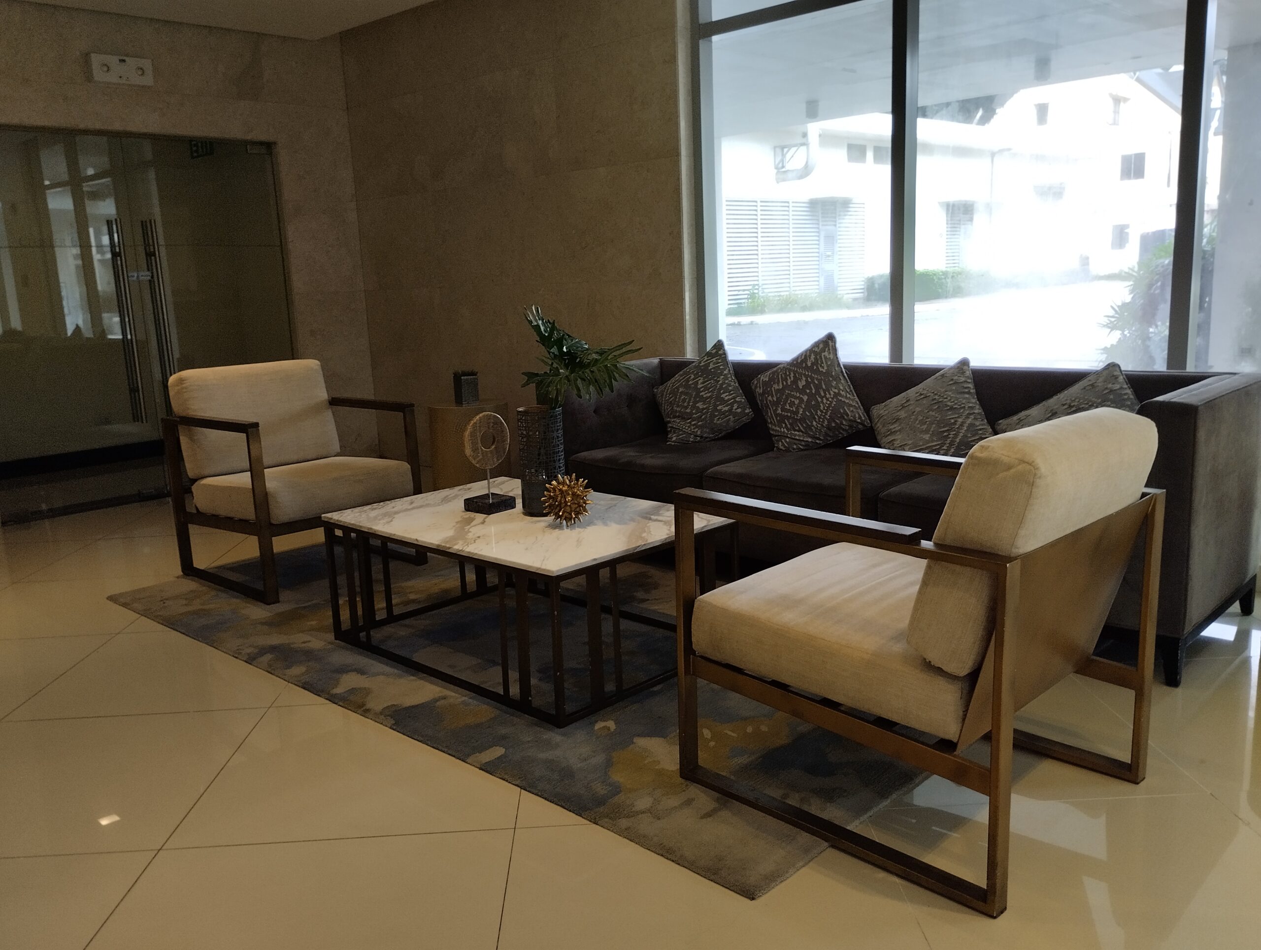 2BR + Maid’s Room | 2 Parking Slots | Golfhill Gardens, Capitol Hills