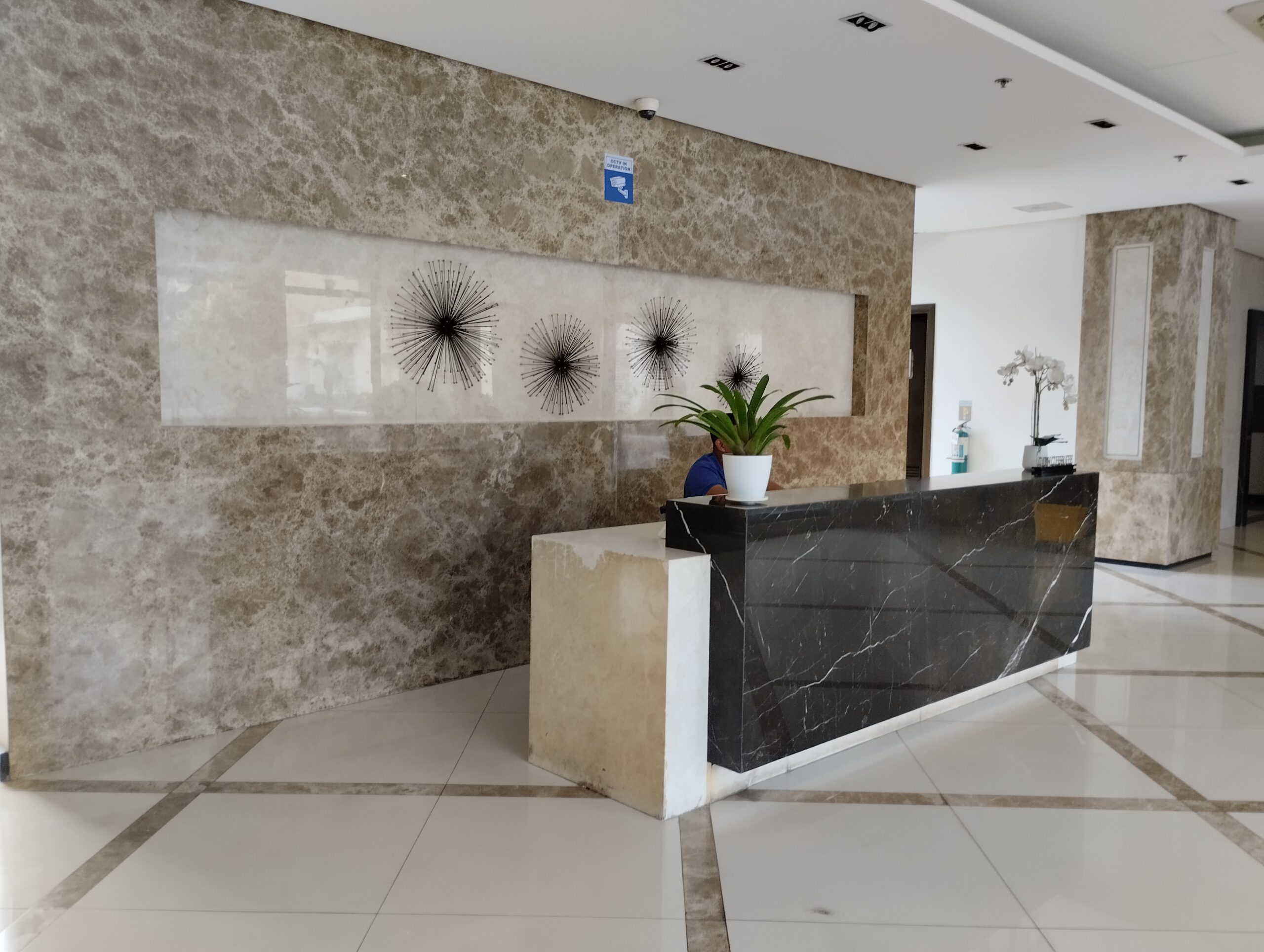 2BR + Maid’s Room | 2 Parking Slots | Golfhill Gardens, Capitol Hills