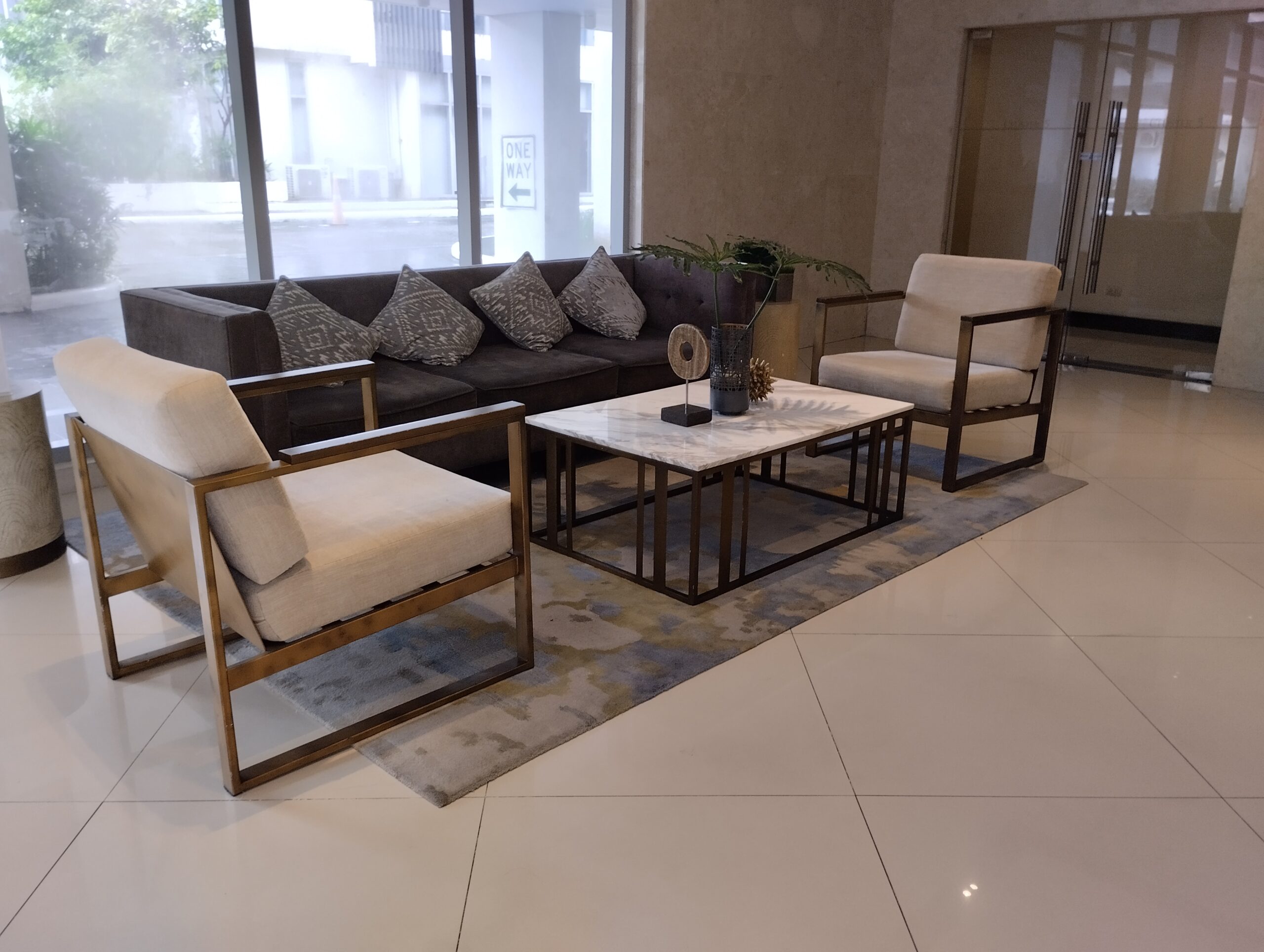 2BR + Maid’s Room | 2 Parking Slots | Golfhill Gardens, Capitol Hills