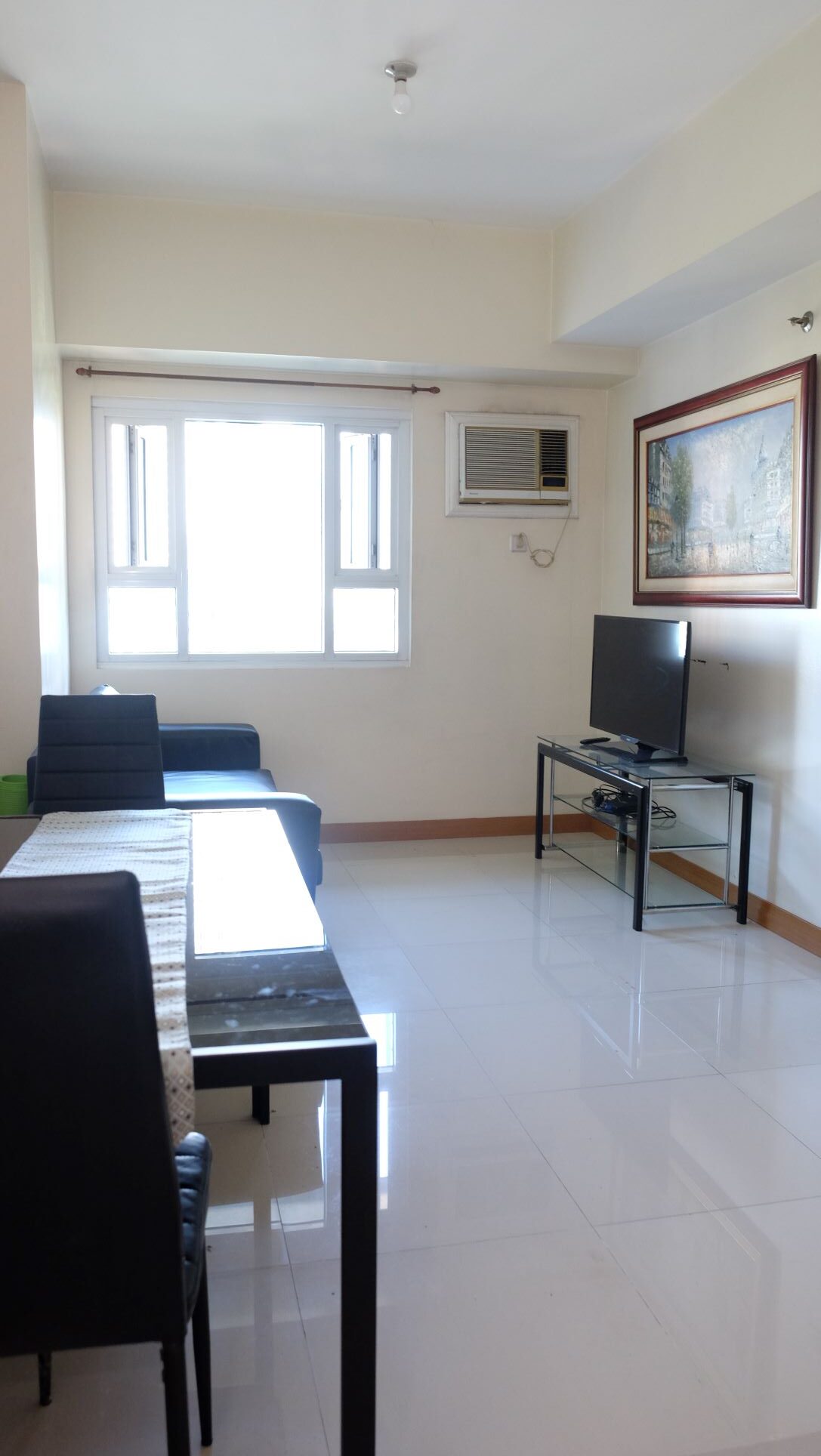 Furnished 1BR in The Trion Towers BGC for Php 32,000 per month