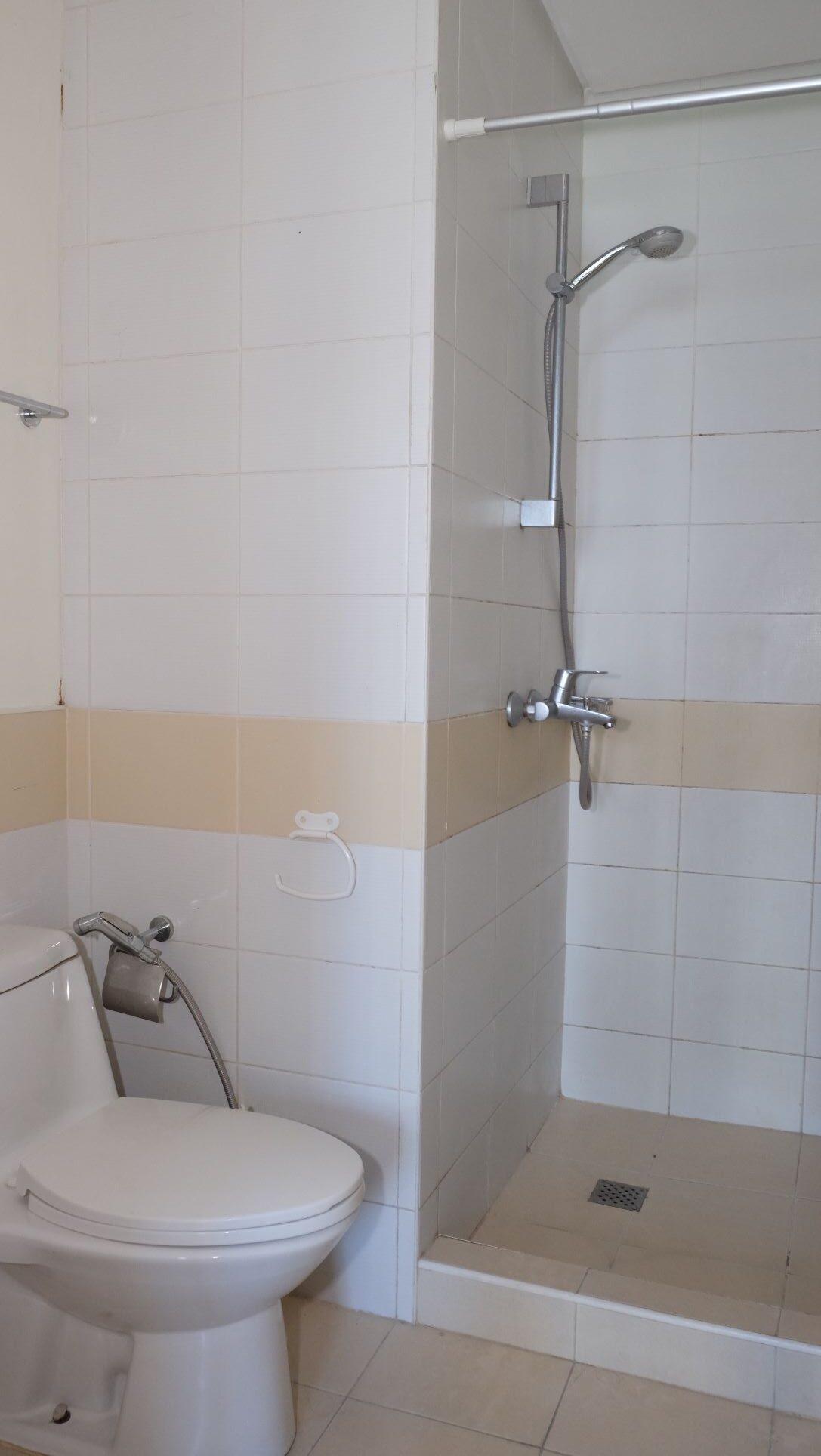 Furnished 1BR in The Trion Towers BGC for Php 32,000 per month