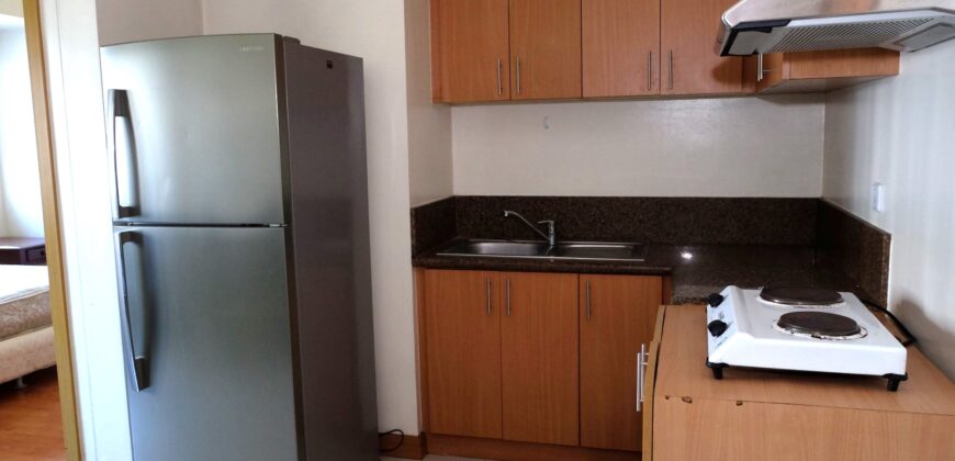 Furnished 1BR in The Trion Towers BGC for Php 32,000 per month