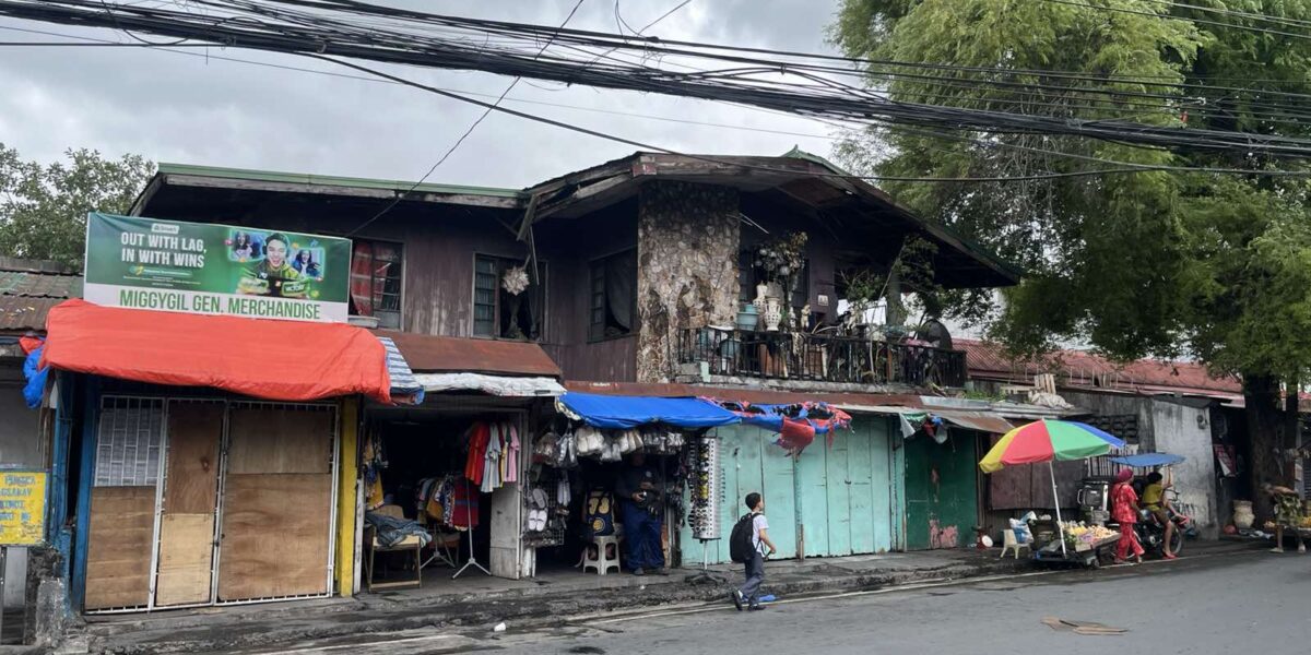 355 sqm Old House & Lot for Redevelopment – Taguig City