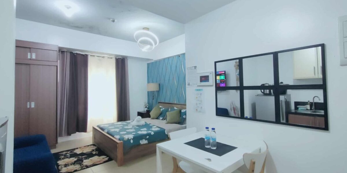 Studio Unit in 150 Newport Boulevard, Newport City, Pasay City,