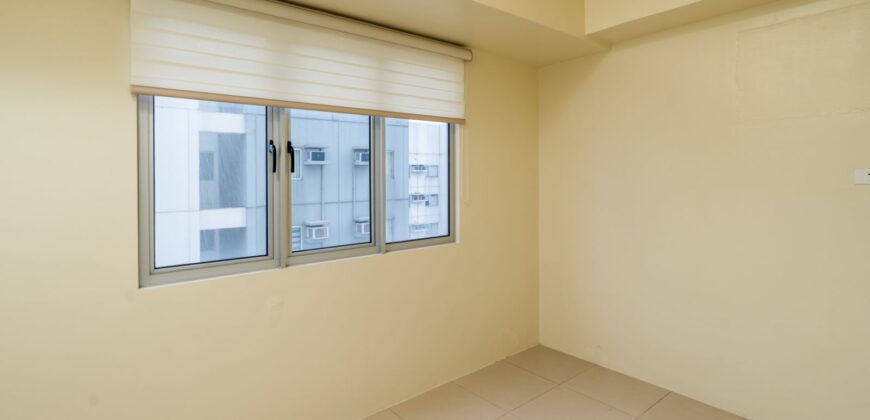 2 Bedroom Unit at Avida Towers Sola 2, Vertis North, Quezon City