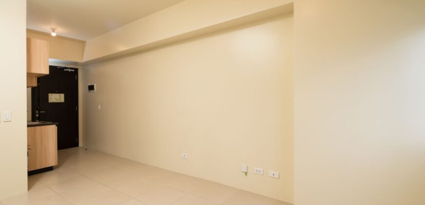 2 Bedroom Unit at Avida Towers Sola 2, Vertis North, Quezon City