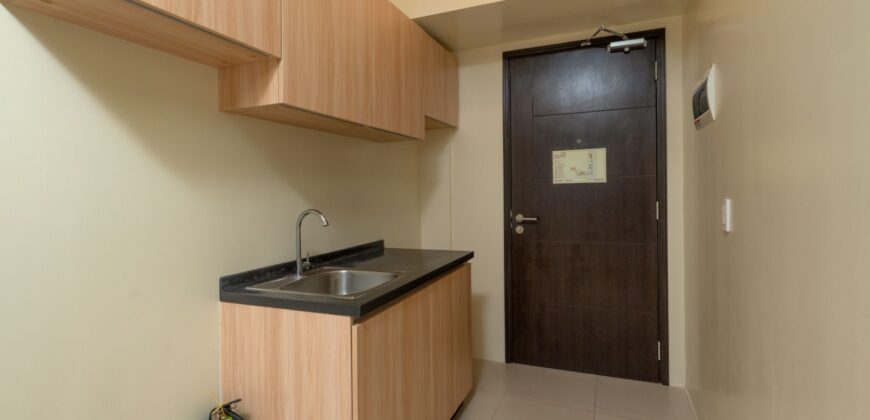 2 Bedroom Unit at Avida Towers Sola 2, Vertis North, Quezon City