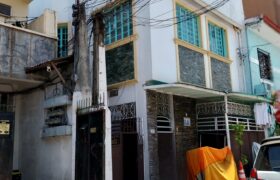 8BR House and Lot 380 SQM in Sikatuna Village, Quezon City