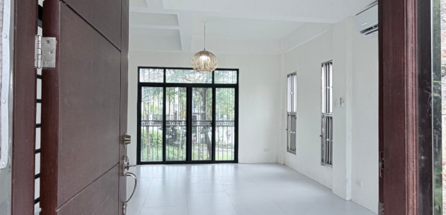 4-BEDROOM HOUSE & LOT FOR SALE IN AVIDA ALTARAZA, SJDM BULACAN