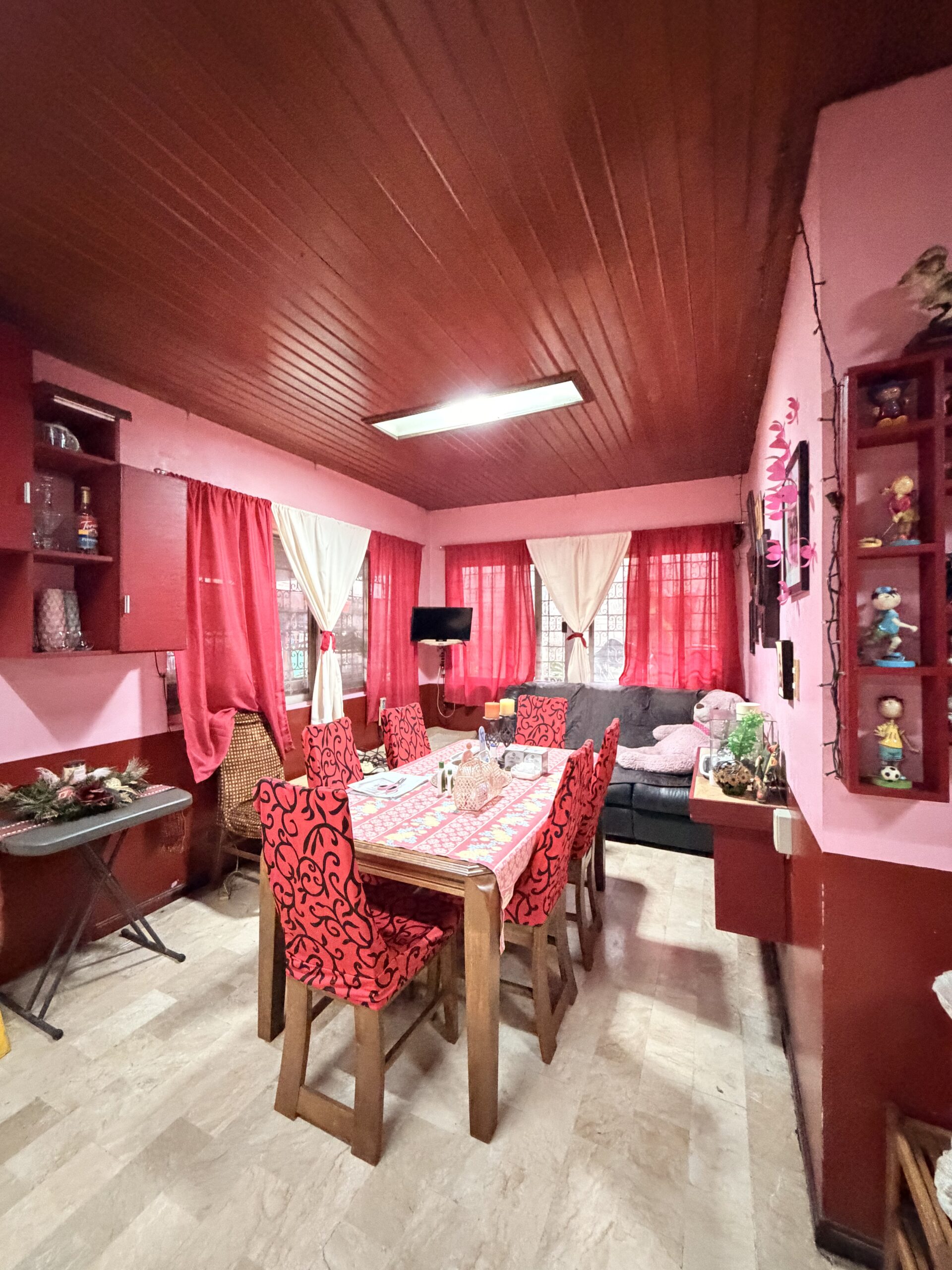 5BR House and Lot in Riverside Village, Pasig City