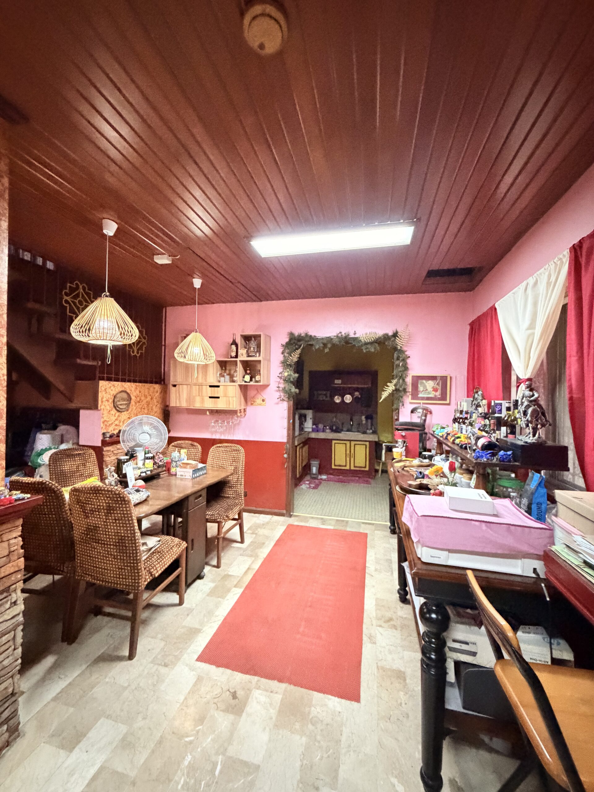 5BR House and Lot in Riverside Village, Pasig City