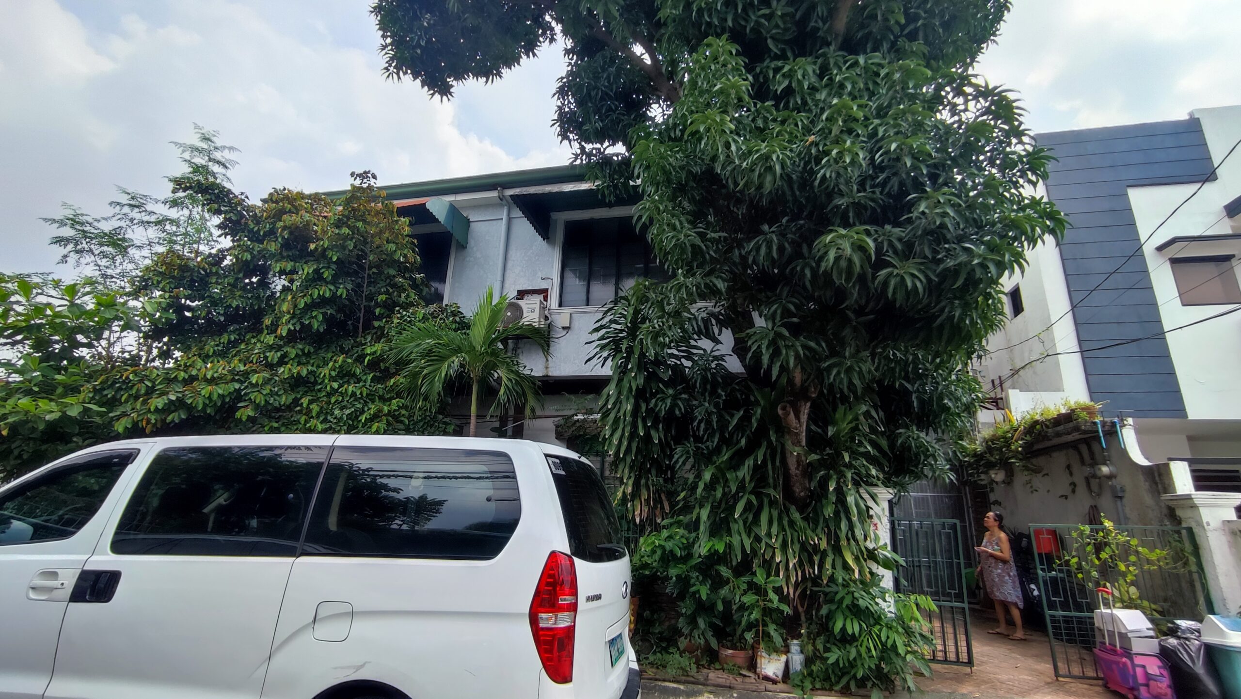 9BR House and Lot in BF Homes, Parañaque